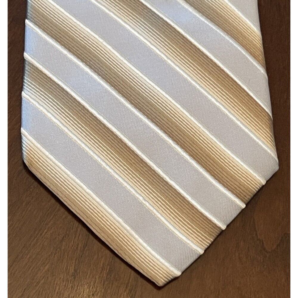 Nubio Collezione Esclusivo 100% Silk Men’s Neck Tie Made In China